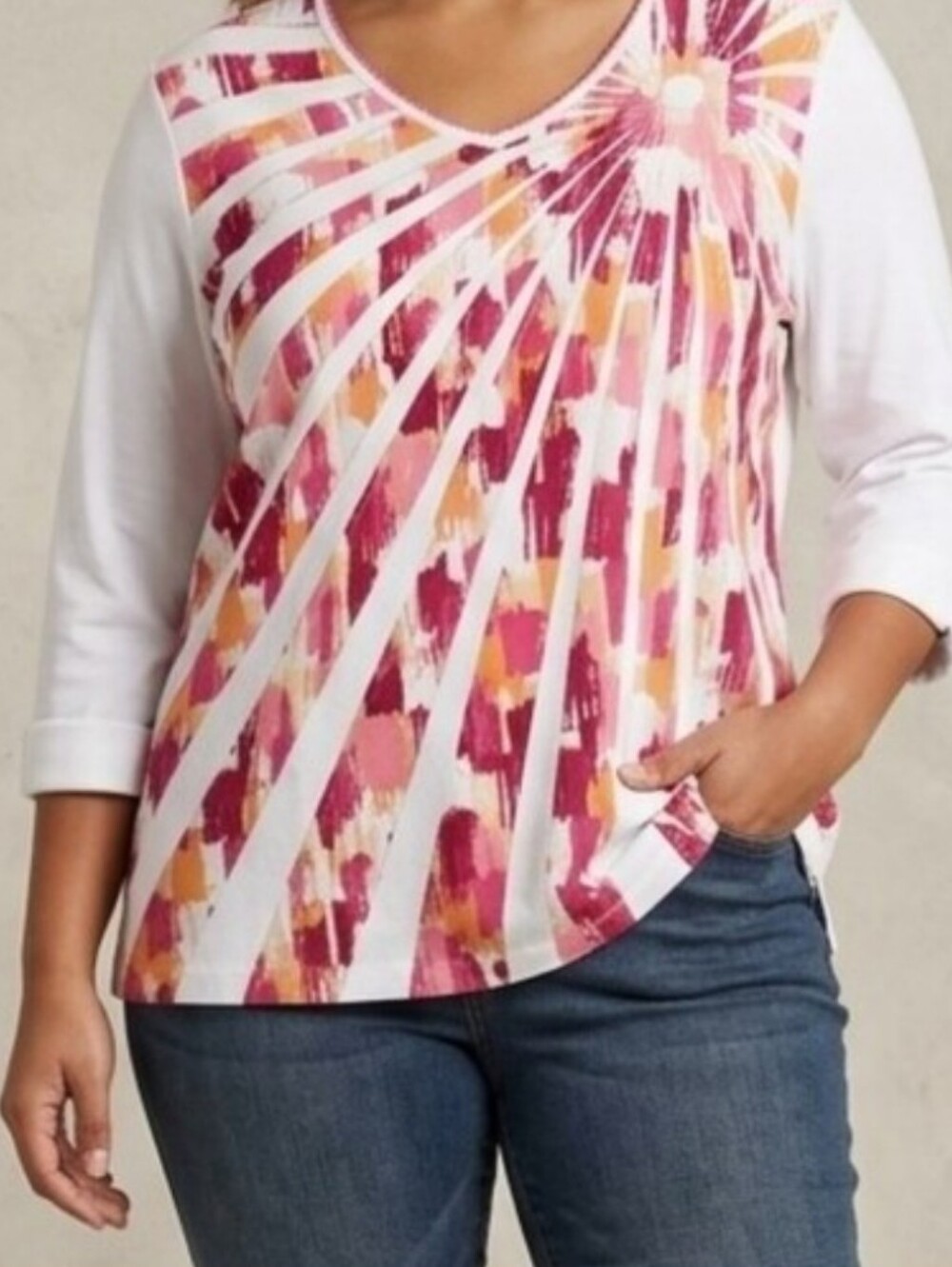 Alfred Dunner Women's M Sunburst V-Neck Tee 3/4 Sleeve Pink Abstract Geometric